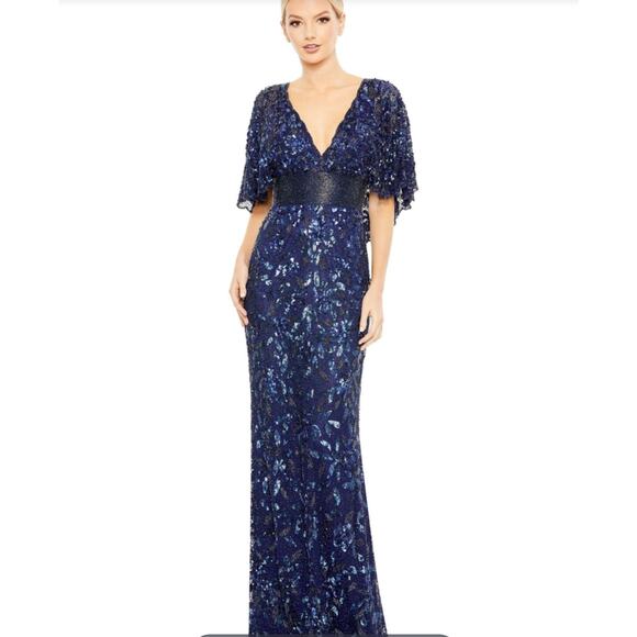 Mac Duggal Dresses & Skirts - NWT Mac Duggal  Sequined V Neck Cap Sleeve Trumpet Gown SZ 16